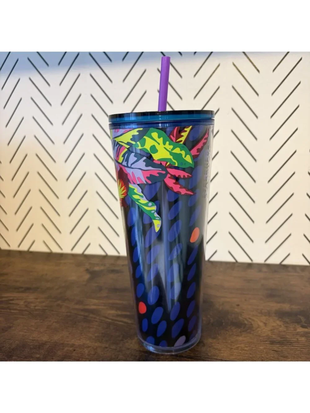Starbucks Summer 2023 Floral Leaves Venti Cold Cup Tumbler Tropical 24oz Straw